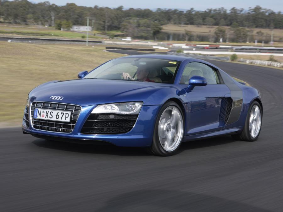  Audi R8 V10 2009 года  (AU) (фото 2 из 14)